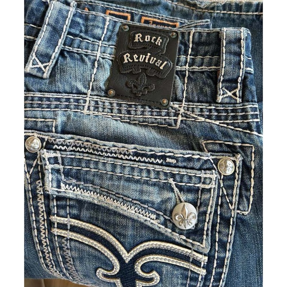 Rock Revival Jasper Bootcut Jeans Mens 33 Blue Med Wash Fleur De Lis Distressed
